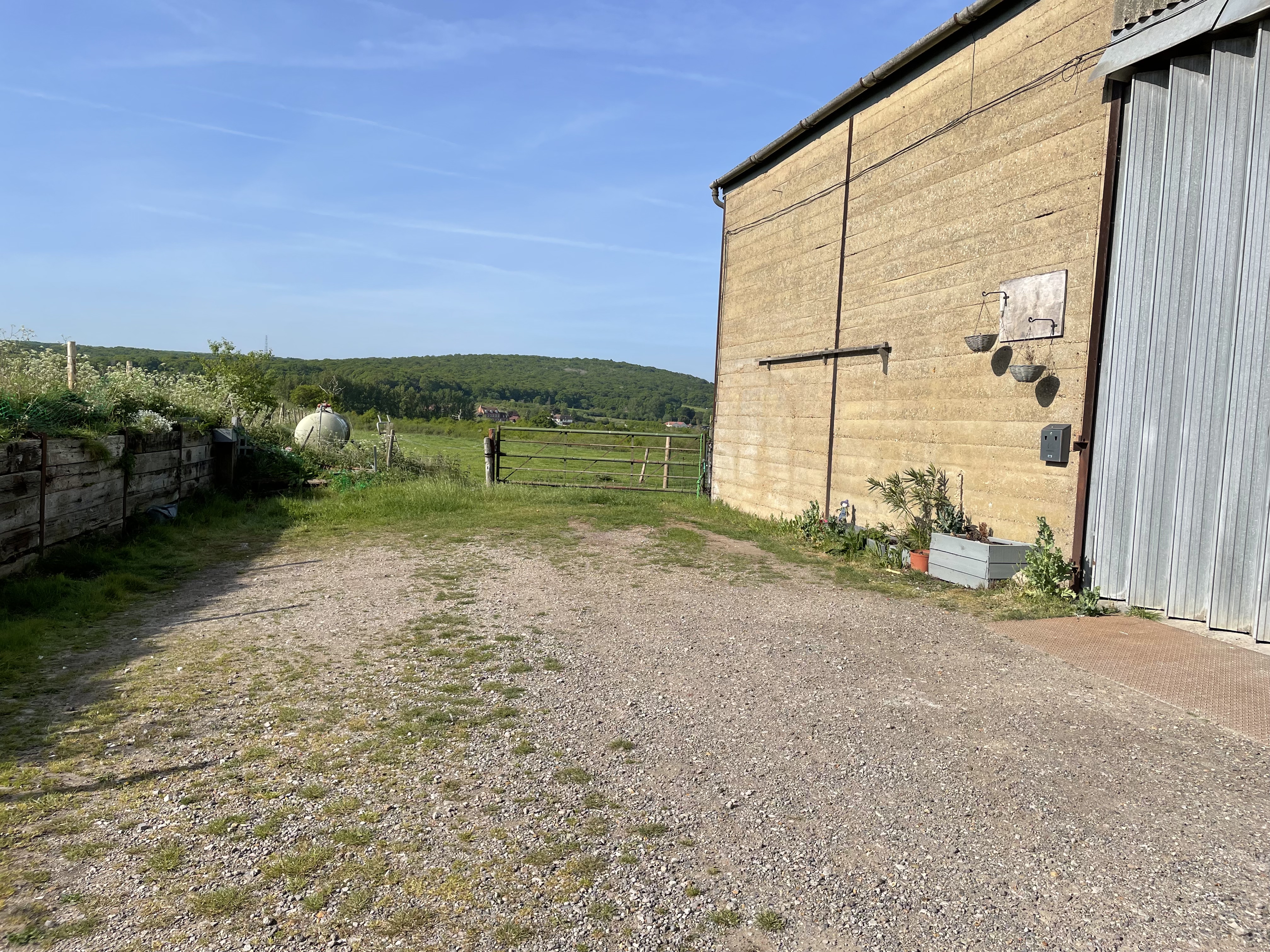 Industrial Unit in Dargate, Faversham - photo 2